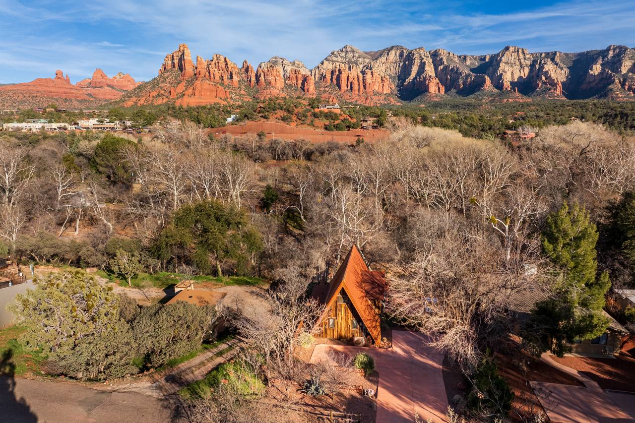 Drone shot of Creekside 88 with red rocks